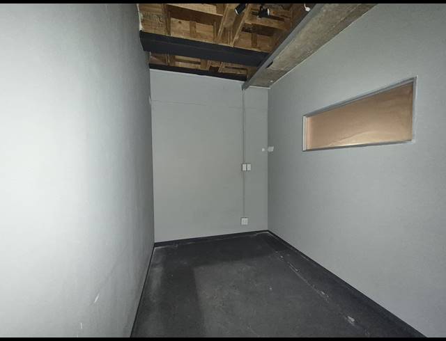 79M² OFFICE TO LET IN CRAIGHALL